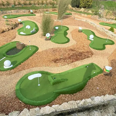 אתר קמפינג Akebar Park
